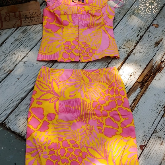 Carlisle Dresses & Skirts - 😎New Markdown😎 2 floral print suit